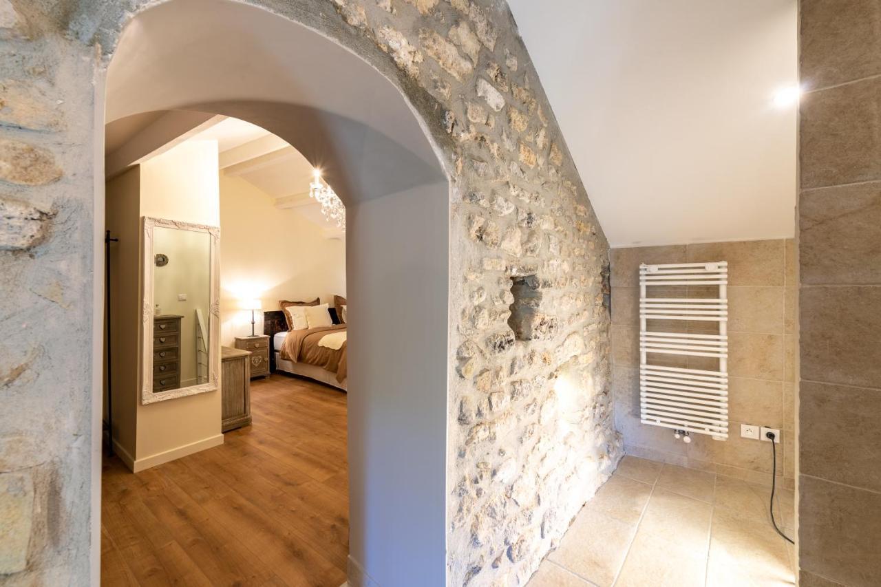 Maison D'Hotes Les Caroubiers Montségur-sur-Lauzon Esterno foto